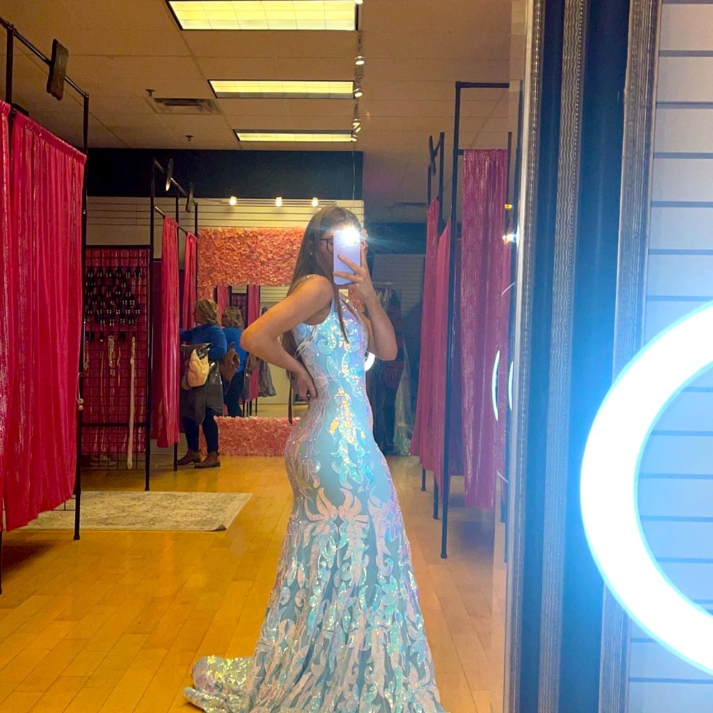 Size 4 Prom Dress